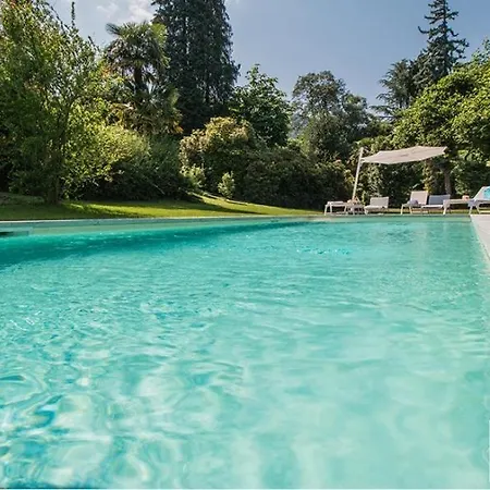 Sleeps 16 Pool Wifi ヴィラ